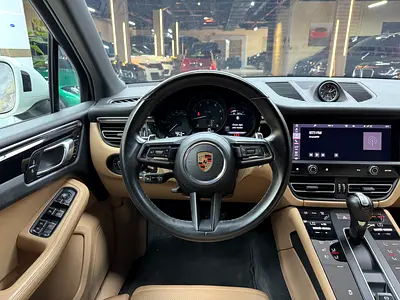 2023 Porsche MACAN — фото 10