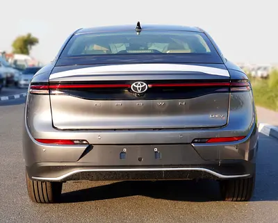 Toyota Crown, миниатюра 6