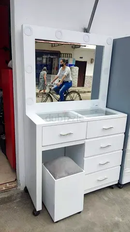 White Vanity Dressing Table with Mirror and Stool-brand new