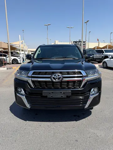 Toyota Land Cruiser GXR Grand Touring 2021 P توبوتا لاند كروزر 2021