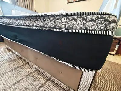 King size mattress