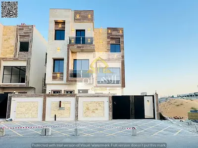 Excellent villa with 6 master bedrooms and a large garden in Al-Haliyo 2. Freehold ownership for all nationalities.
