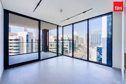 Vacant | Corner | Burj View | Private Jacuzzi