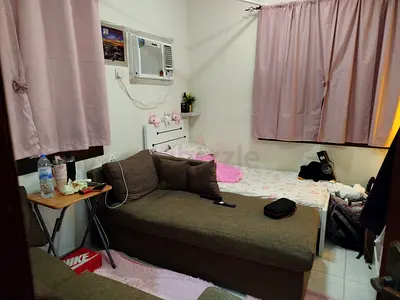 Room for family / Executive bachelors