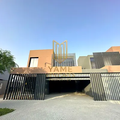 🏡 Luxury 4BR Standalone Villa | Modern Design | Corner unit | Freehold