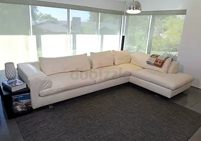Original Roche Bobois ELIXIR sectional sofa in beautiful off-white genuine leather. A truly elegant