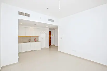 VACANT | IMMACULATE | POOL VIEW | CALL NOW