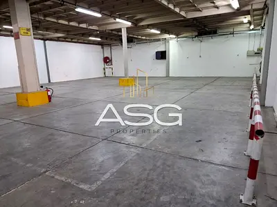 Spacious Warehouse for Storage in Umm Ramool