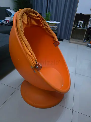IKEA PS LÖMSK Kids Swivel Chair / Cocoon Chair – Orange