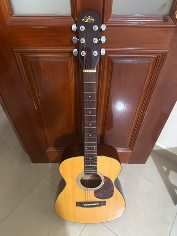 Brand new AcoustiCore 6-String Acoustic Guitar - Good Condition