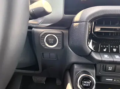 2025 Toyota PRADO 照片 13