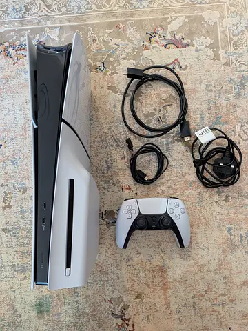 PlayStation 5 slim disk 1T with DualSense Controller and Cables - perfect Condition