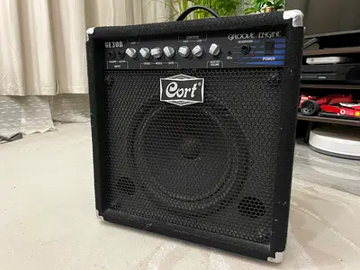 Cort GE30B Bass Guitar Amplifier Speaker