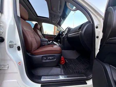 2019 Toyota LAND CRUISER 照片 12