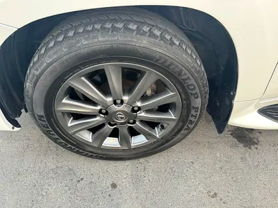 2011 Lexus LX-SERIES 缩略图 10