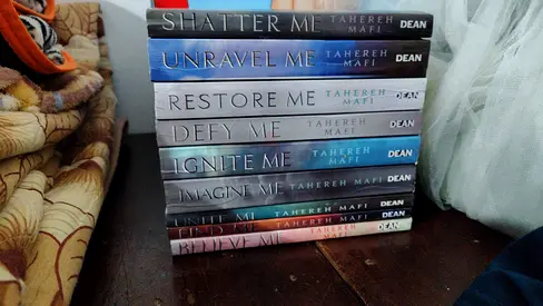 Shatter me book collection