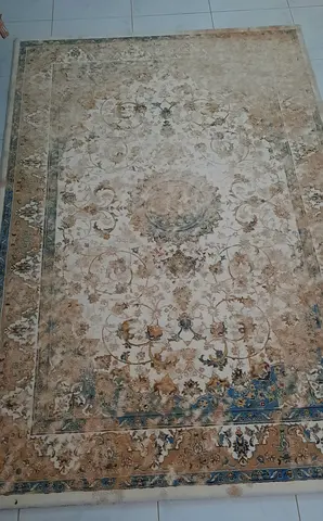 Center carpet