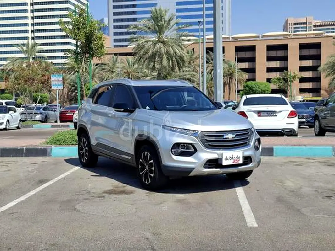 Chevrolet Groove 2023 — photo 1 of 20