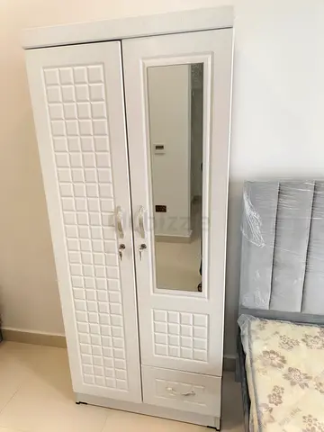 Hi I want to sale 2 door cabinet brand new available