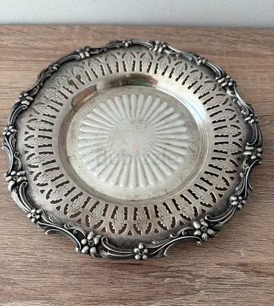 Vintage Decorative Silver Plated Serving Bowl / Dish