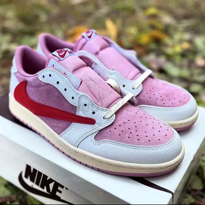TRAVIS SCOTT PINK