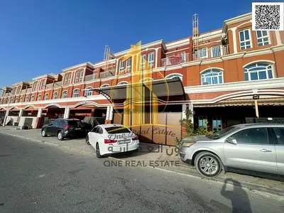 🏡 فيلا للبيع في أبتاون عجمان ▪️ 4 غرف نوم  ▪️ صالة واسعة  ▪️ غرفة خادمة  ▪️ حوش كبير  ▪️ مظلة داخلية وخارجية