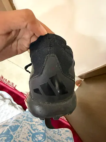 Adidas predator football shoes