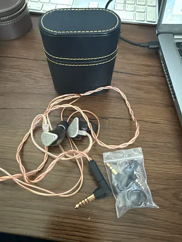 Moondrop Variations IEM