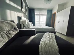 Studio apt for monthly rental near DMCC