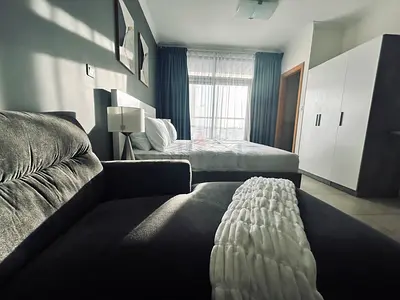 Studio apt for monthly rental near DMCC