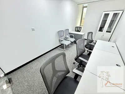 Professional Office with View in Bur Dubai | 7-Seater | Near Sharaf DG Metro