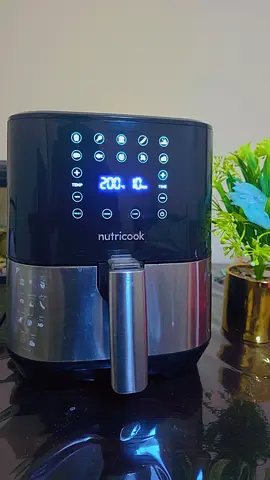 Nutricook Digital Air Fryer - Good Working Condition