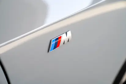 صورة مصغرة 16 لـ 2025 BMW 5-SERIES