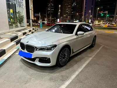BMW 7-Series 750Li xDrive 2018 | GCC Specs | Low Mileage