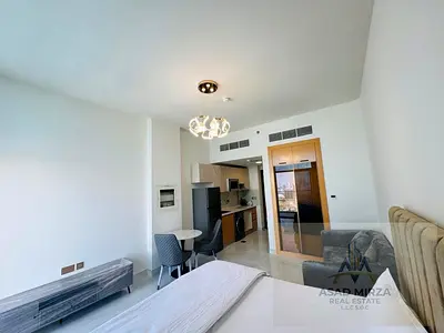 Brand New | High Floor | Ready To Move In