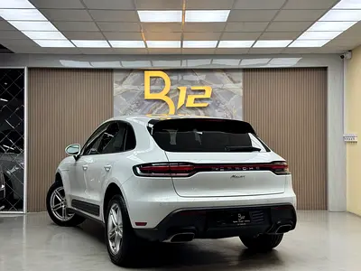 2023 Porsche MACAN — фото 5