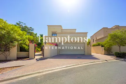 Vacant | Great Location | Type 6 | Plus Maids