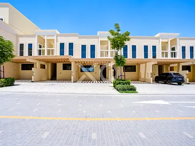 BRAND NEW | 4BR Townhouse, Ready 2 Move In