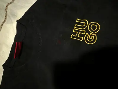 Black embroidered Hugo crew neck T-shirt, size M