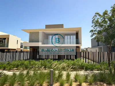 Best Location | Single Row | Backing on big pool