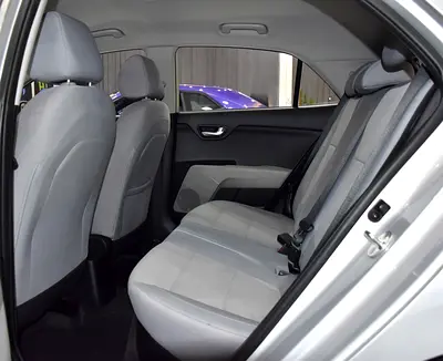 2021 KIA RIO 照片 16