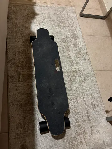 Electric skateboard