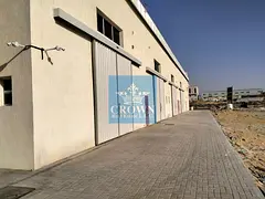 Industrial Charm: Rent a Stylish Warehouse in Umm Al Quwain