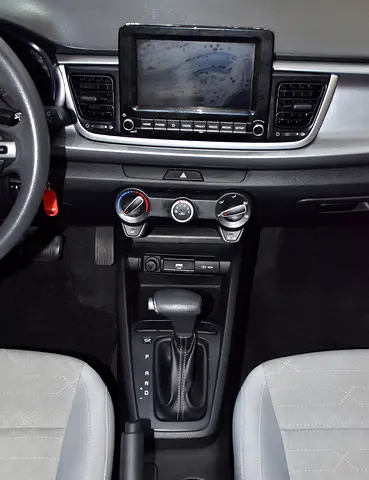 2021 KIA RIO 照片 15