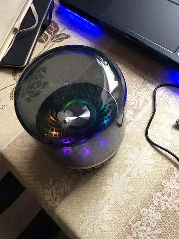 Portable dome Bluetooth speaker with RGB lights - good working condition
