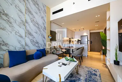 Luxury Unit | Fully Furnished | Ready to Move in