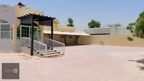 للإيجار – فيلا طابق واحد في الجرينة بموقع مميز  فرصة عقارية مميزة للراغبين في السكن الراقي أو الاستثمار العقاري