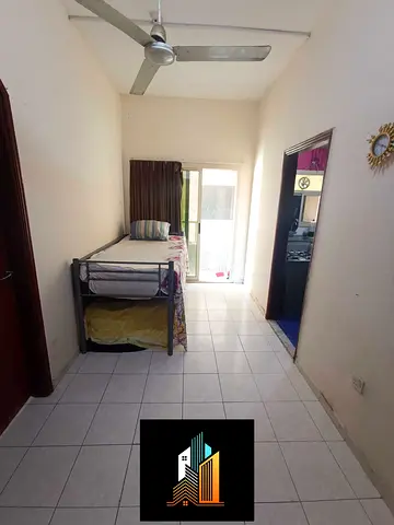 Neat clean family building near kacha parking and Cornish central AC with balcony unfurnished Studio