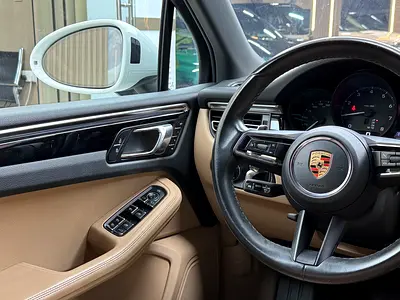 2023 Porsche MACAN — фото 8