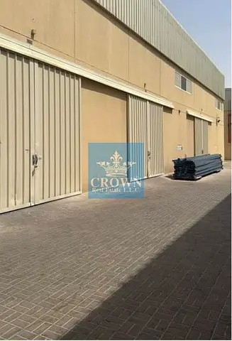 # Deal صفقة ساخنة اليوم-مستودعات للإيجار في أم القيوين المنطقة الصناعية 🔥